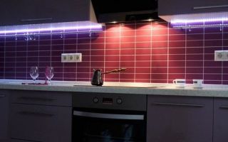 Éclairage LED pour la cuisine sous l'armoire : installation et raccordement