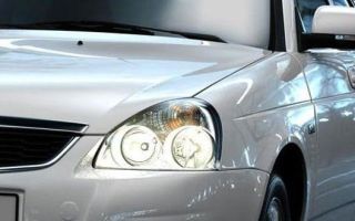 Smyana sur kasi et longues lignes lumineuses sur Priore - si nécessaire