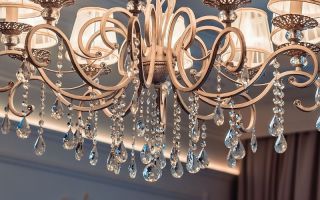 Polylei Maytoni: cintre, tavan, pregled pour modèles et évaluation