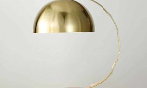 Lampe de table pour travailler sur un radeau : comment choisir, espèces, bons modèles, appareil