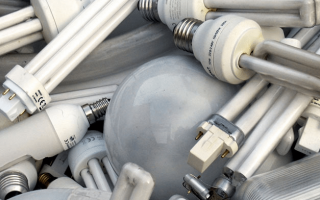 Izkhvarlians sur les lampes à économie d'énergie: où et comment oui, ils trahissent