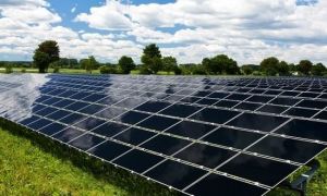 Panneaux solaires : comment ils fonctionnent et de quelle direction