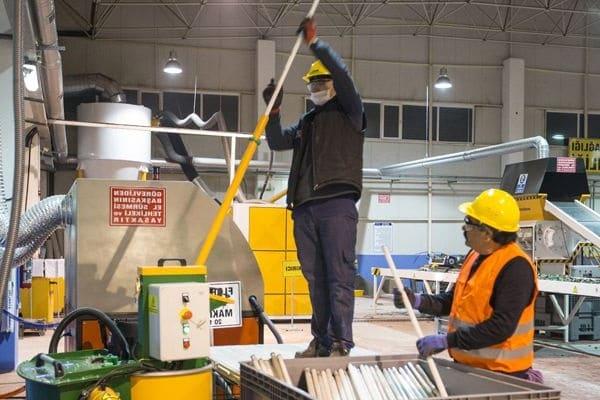 Comment le dirigez-vous, comment est la lampe fluorescente se chupi