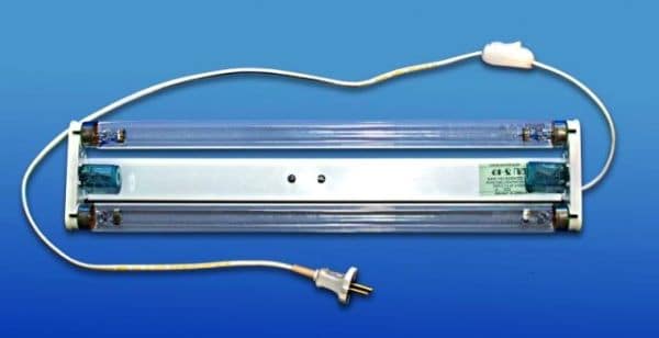 Lampe germicide murale