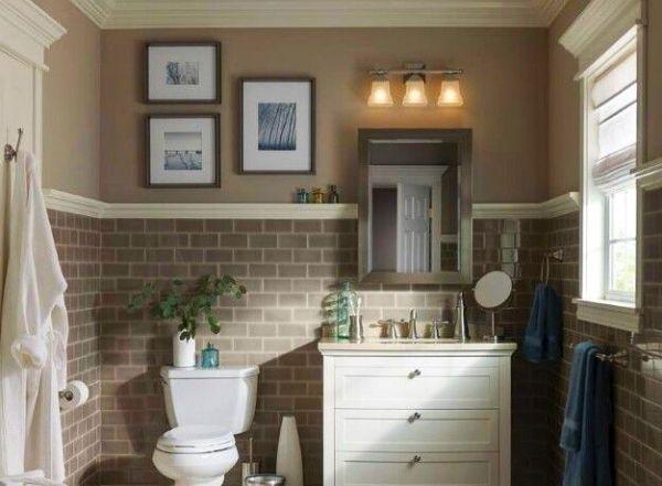 Sveshnik derrière les bains publics sur ogledaloto