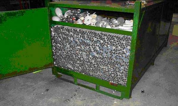 Récipient pour lampe fluorescente