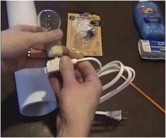 Comment est la lampe à lave et comment pouvez-vous l'envoyer près de la maison