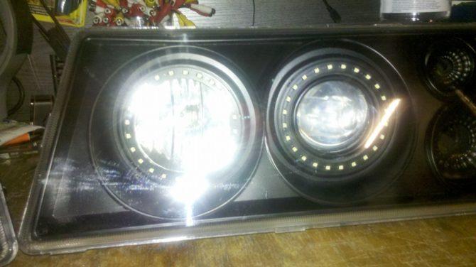 Utilisé sur un phare fabriqué en usine