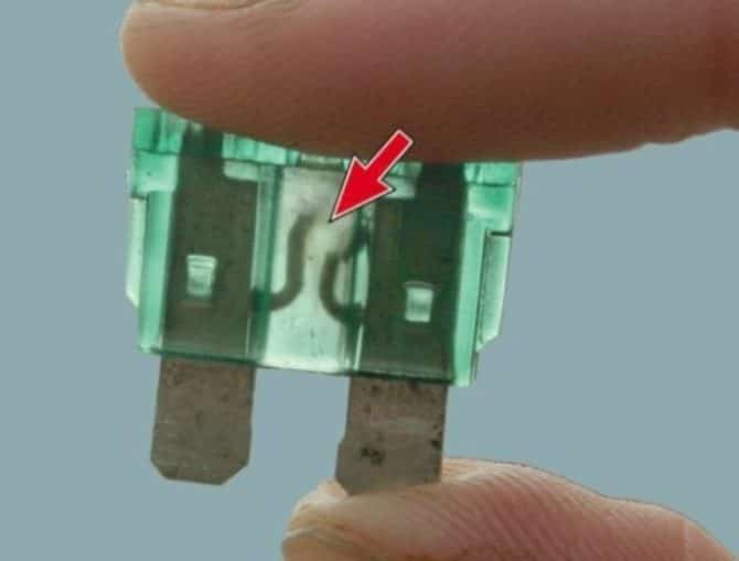 brûlé le prépositionnel