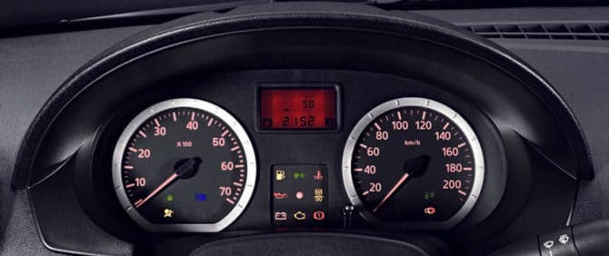 Panneau Renault Logan