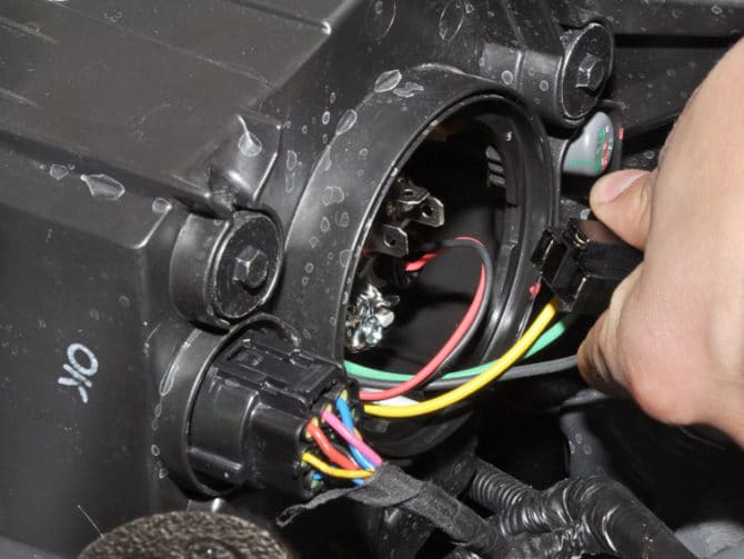 Bloc d'alimentation sur Kia Rio