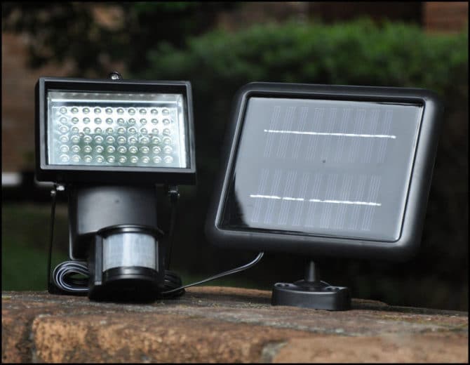 projecteur par détecteur de mouvement