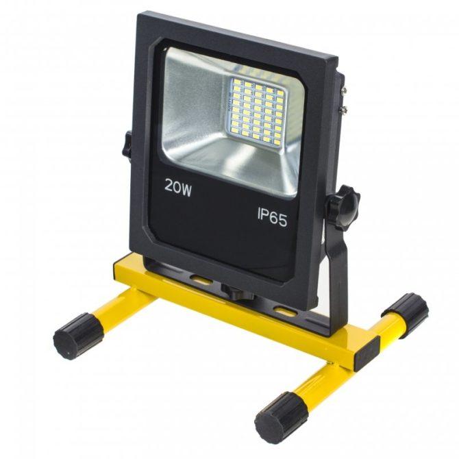 Note sur Spot LED sur piles