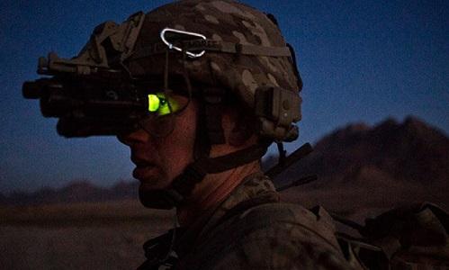 Appareil avec éclairage IR