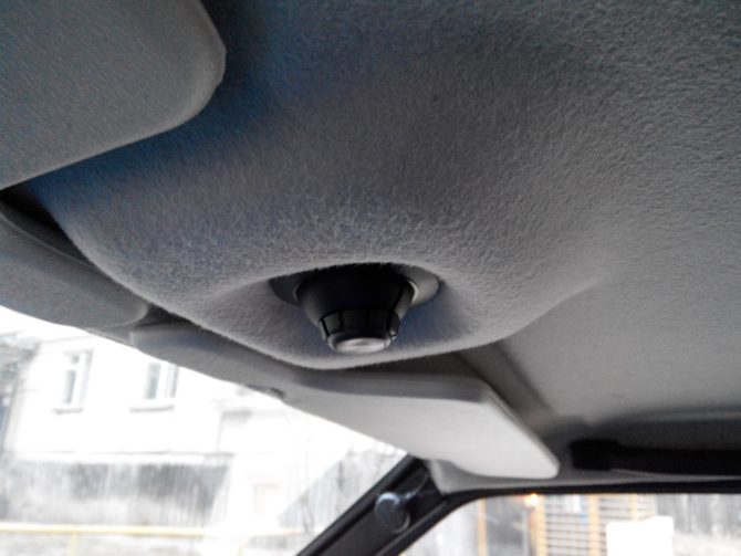 Lampe d'intérieur VAZ 2114