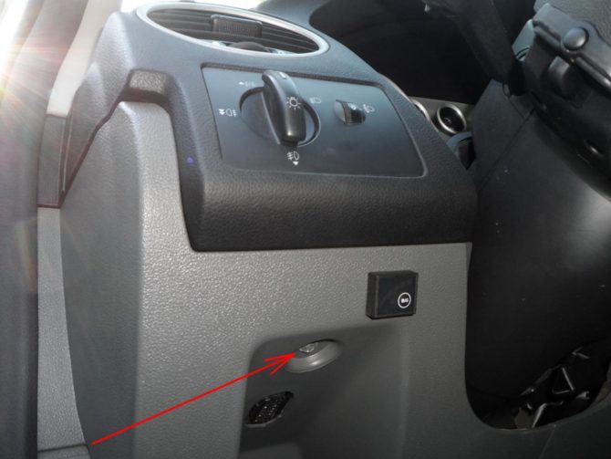 vis autotaraudeuse pour ruban décoratif