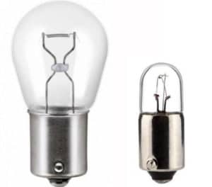 Lampes P21W et T5W