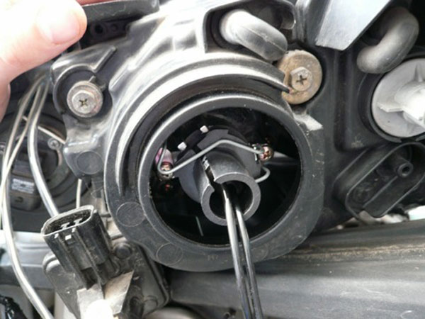 Comment choisissez-vous le xénon H1 et comment l'installez-vous vous-même