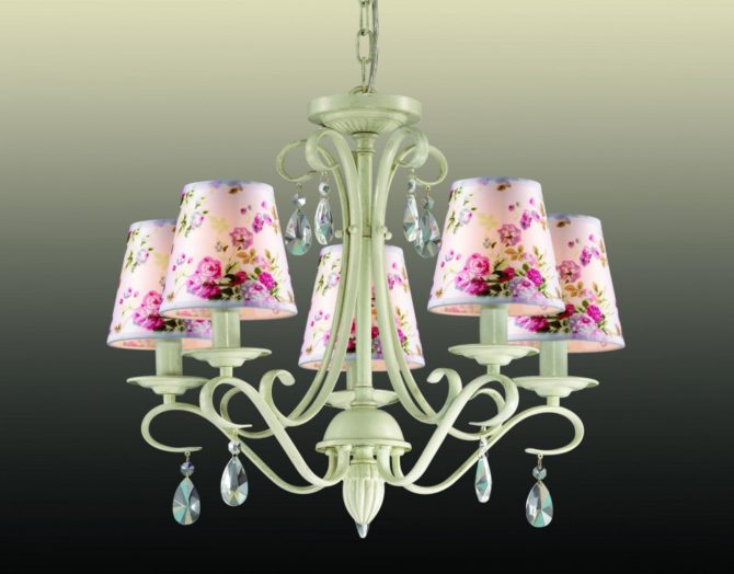 Pregled sur l'Art nouveau moderniste Polyleya