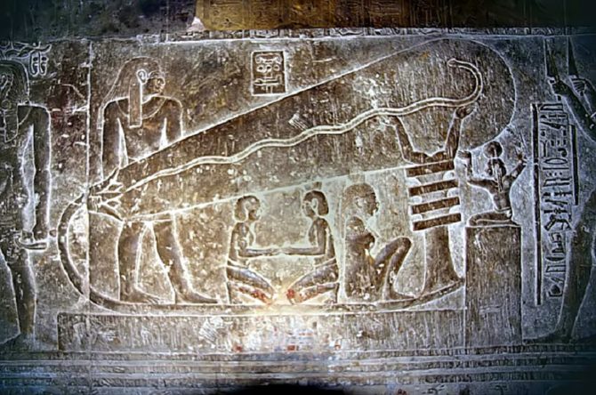 Histoire sur le développement de l'électricité - qui l'a ouvert et quelle mauvaise année